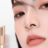 双11开箱卡姿兰十色盘，新手化妆神器来袭