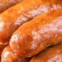 京东京造90%黑猪鲜肉肠，无添加纯肉香，一口鲜嫩爆汁