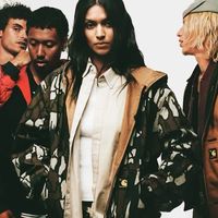 Carhartt 50周年纪念夹克值不值1700美元？用户观点激烈对撞