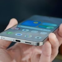 三星机皇“雪崩价”，跌价3100元，2K屏+钛金属，轻薄党终于等到