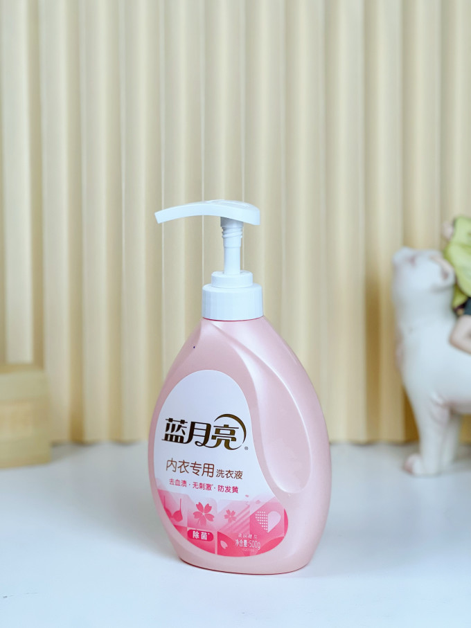 蓝月亮洗衣液