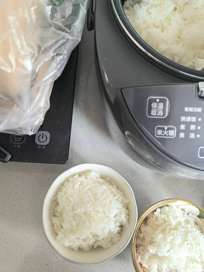 美的电饭煲