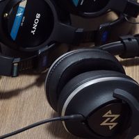 中日激战：搭载核反应堆金属，新型国产封闭式监听头戴耳机探究