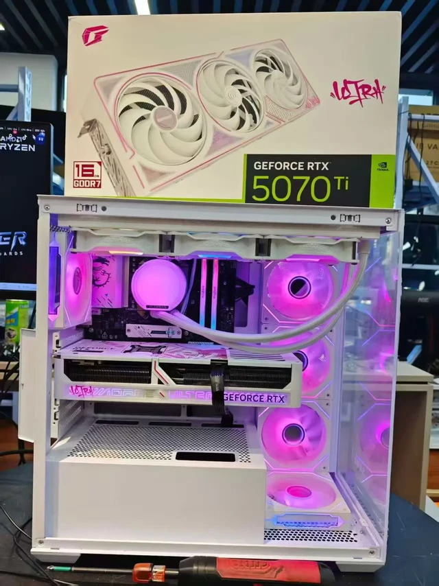 11200出一台 顺丰到付
7800x3d 5070ti白u
主板 微星b650m GAMING PLUS WiFi
显卡 七彩虹5070ti 白u
内存 金百达刃6000 16×2 c28
硬盘 西