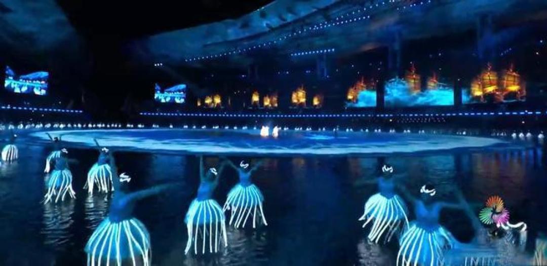六旬刘德华全运献唱《中国人》燃爆三地 裸眼3D+四代合唱见证湾区同心
