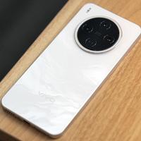 vivo Y500 Pro正式发布，2亿像素主摄+7000mAh+IP69，1799元起