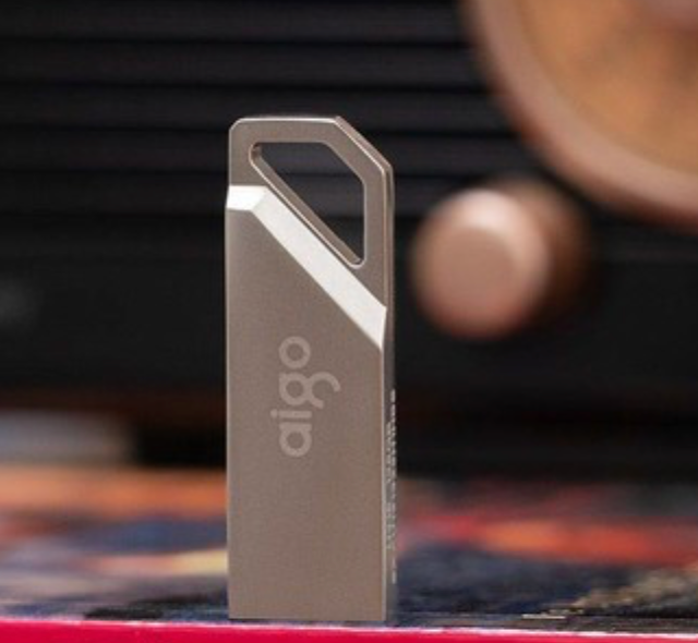 兼具实用、高颜值和创新 超好用的aigo移动存储设备推荐