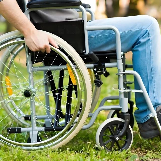 老年人轮椅选择指南