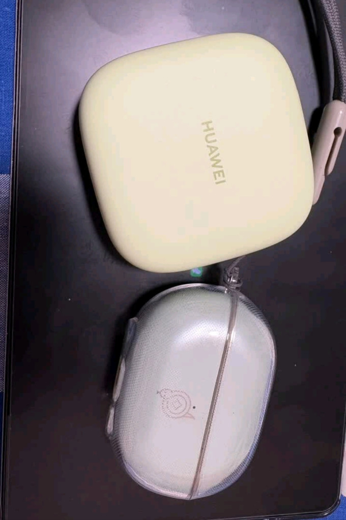 华为蓝牙耳机