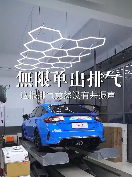 本田的御用的品牌就是不一样，本田Mugen無限。👍👍
@零创玩车 
#思域typer #fl5 #jdm #性能车 #汽车改装升级