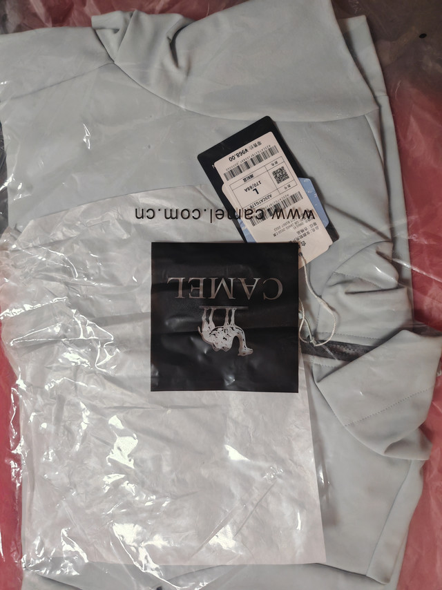 骆驼牌加绒冲锋衣：双重锁温