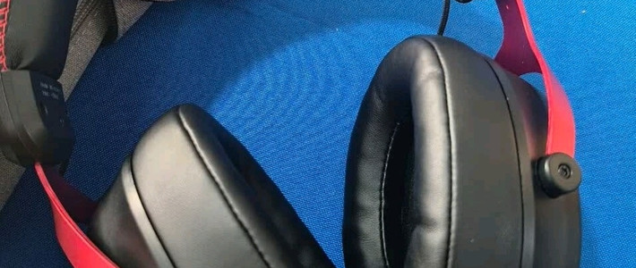 iKF V11 Pro7.1四模游戏耳机蓝牙无线头戴式7.1环绕音效有线电竞