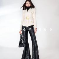 王依诺YiNuo 秋季奶白重工名媛西服外套：把鎏金秋日穿成豪门扉页