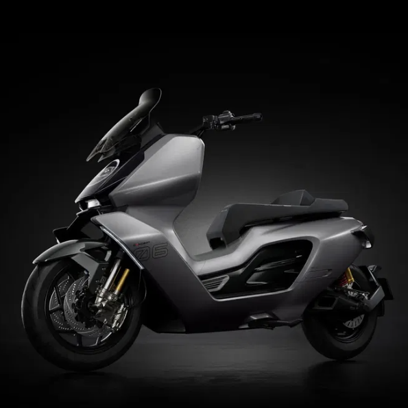 量产稳了！小牛 Concept 06 米兰首发，154km/h 极速碾压宝马同级