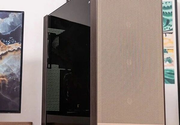迎广 INWIN DLITE 机箱评测：颜值与实用性兼具的全塔新选择
