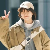 不同风格的卫衣穿搭技巧