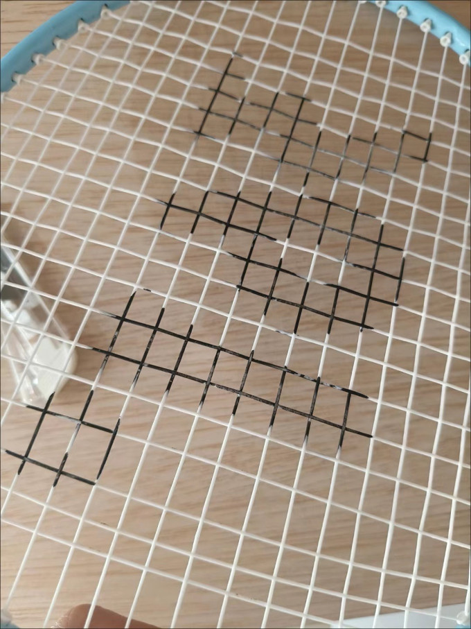 羽毛球具