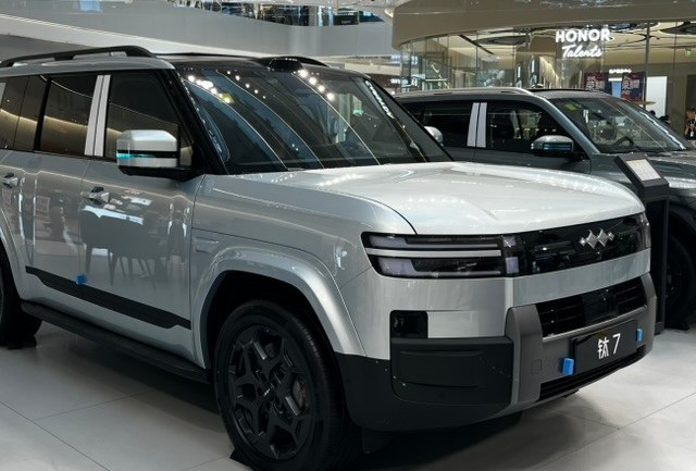 方程豹钛7的成功之处在哪？35岁奶爸给出靠谱答案