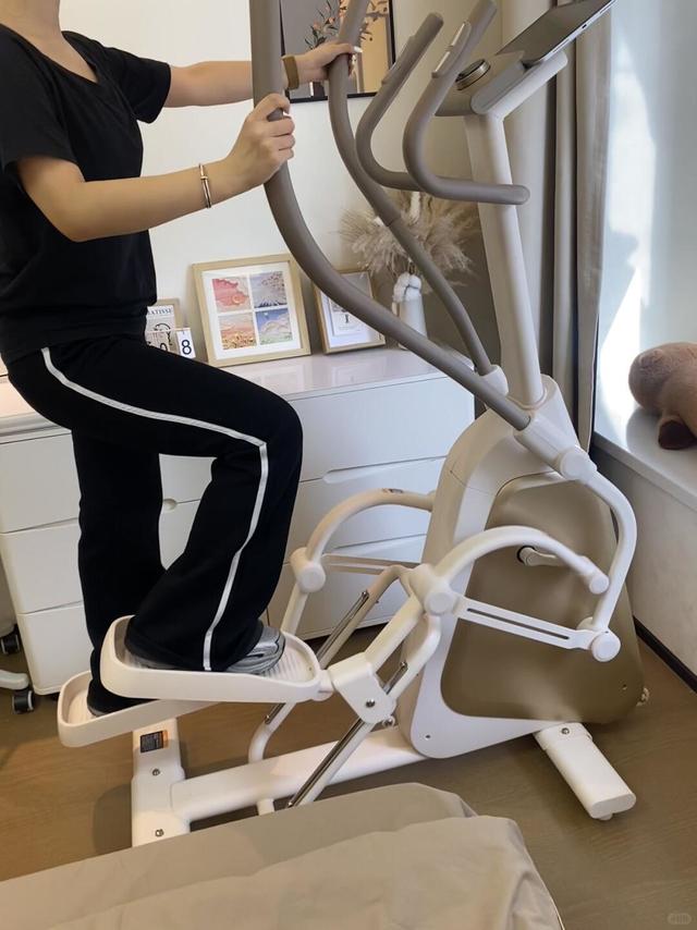 健身小白椭圆机初体验，说说感受。。。。