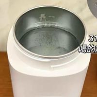 摩动烧水杯：半夜烧水不吵人，防烫设计太贴心​