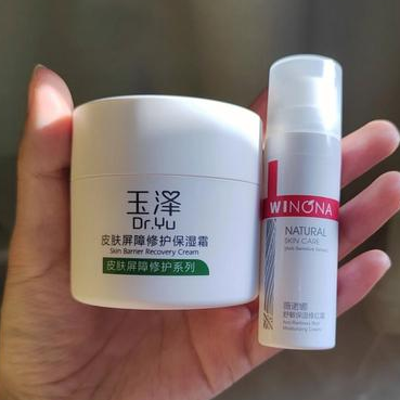 薇诺娜特护霜 vs 玉泽保湿霜？油皮用户真实体验大碰撞