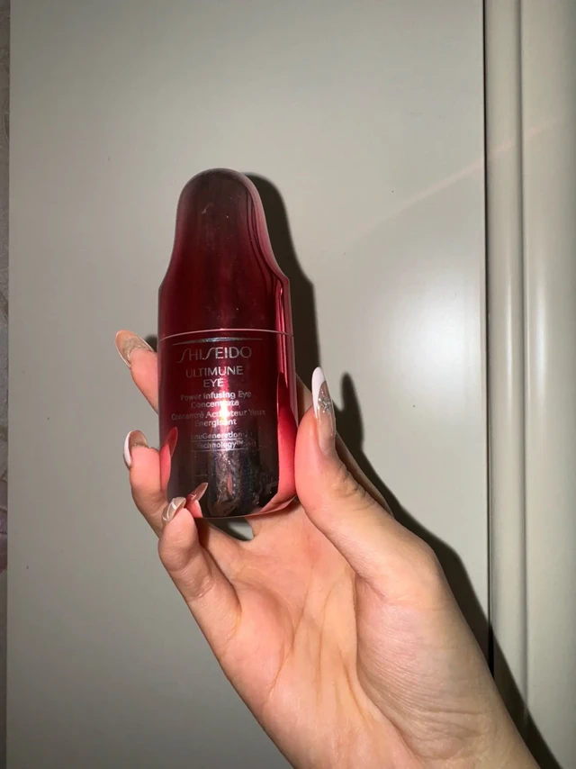 熬夜党眼周急救神器|资生堂红腰子眼精华,