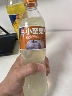 吴京代言的大窑汽水：8瓶花了6.58元