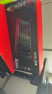 ROG夜魔键盘：电竞感拉满