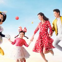 米奇米妮生日周引爆客流，上迪举办最大规模演职人员庆典｜迪士尼乐园品牌一周观察