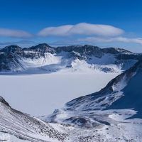 度假滑雪选新疆还是长白山？我们汇总了上百条真实用户观点，结论来了
