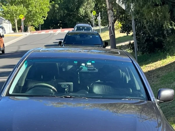 悉尼车载导航仪这样安装可不可以