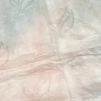 徐艺洋给黄子韬用湿厕纸擦嘴冲上热搜，坦白讲，湿厕纸可以擦嘴吗？