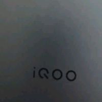 iQOO 15赛道版深度体验：黑色质感与跨代实力双封神