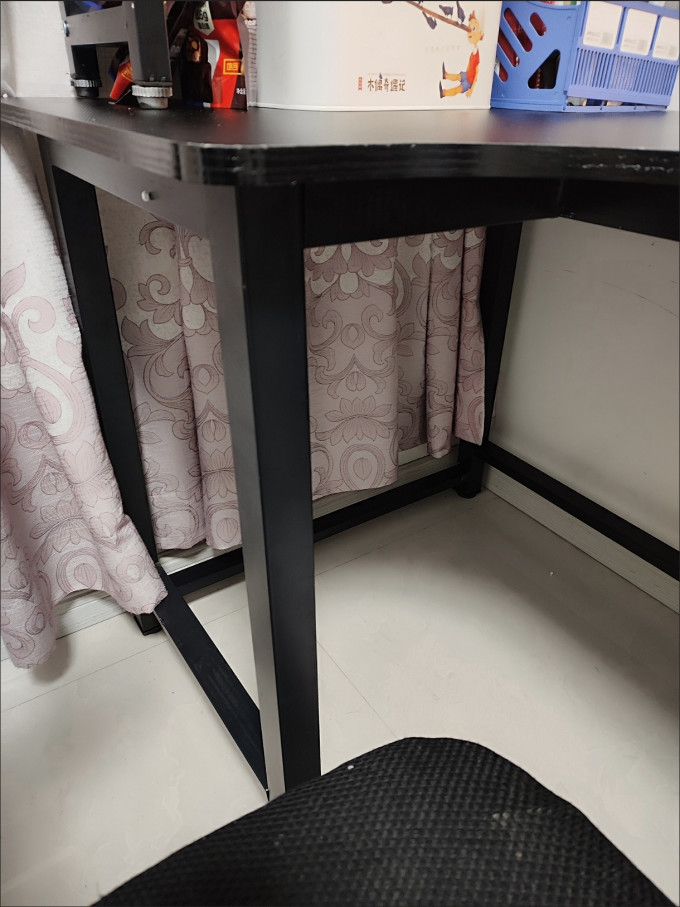 菲玛仕电脑桌