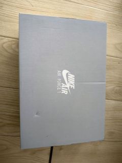 开箱评测：Nike AF1全白鞋体验