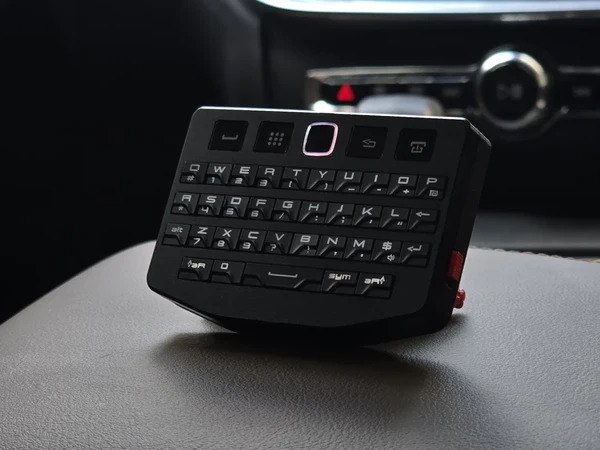 最近的EDC-黑莓9981复刻蓝牙键盘