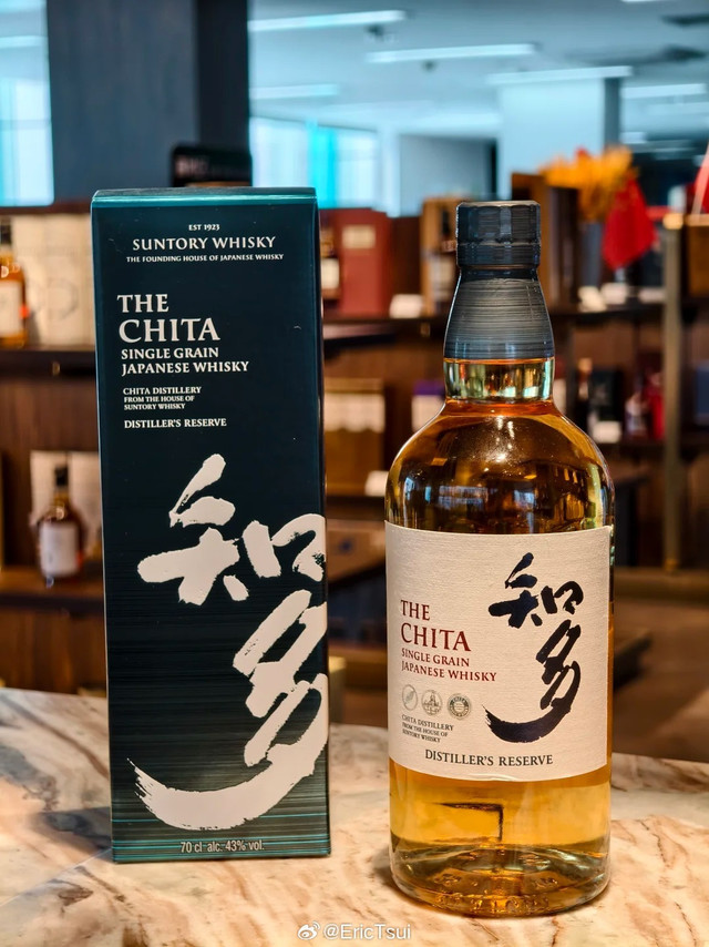 【酒商倒闭，无敌好价】三得利知多威士忌强烈推荐：知多-日威的入门性价比之选喝过最柔顺的日威就是这个知多，作为響的原酒之一，非常奶油蜂蜜的香气感，刚入门威士忌的女生会喜欢，很适合做横向品鉴的一支谷物威士