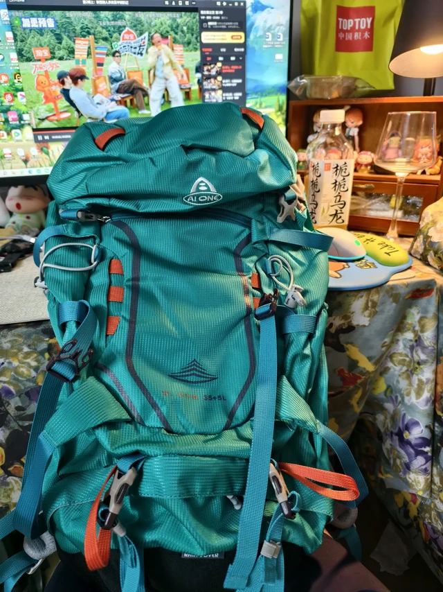 新买的登山包到啦