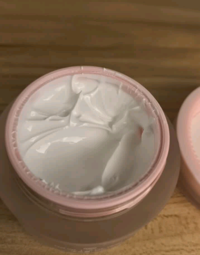 卡姿兰乳液