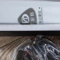 丁威特2025行车记录仪：4K全景视野