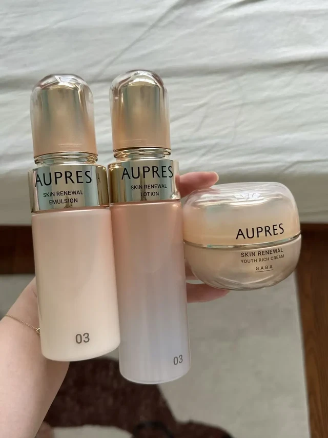 混干皮冬天离不开!欧珀莱水乳已空瓶