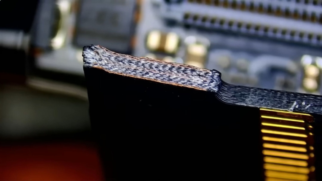 1万美刀的RTX RPO 6000专业显卡PCIe接口损坏变砖!维修几率为零