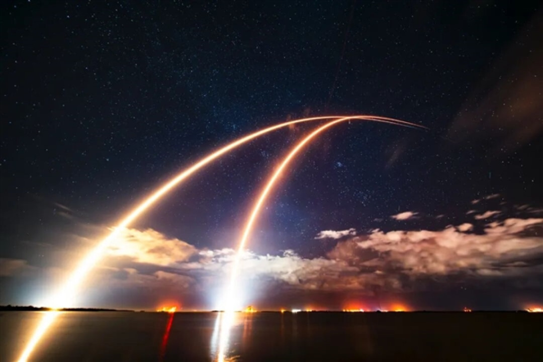 3个半小时内 SpaceX发射了58颗星链卫星