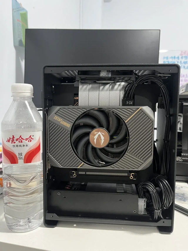 【ITX】黑色小喆A1P也很能打