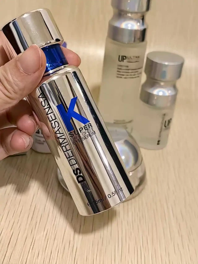 跟着眼霜排行榜买的德玛森氏维K眼霜，是智商