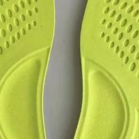 足力健这款留香鞋垫，让穿鞋变清爽