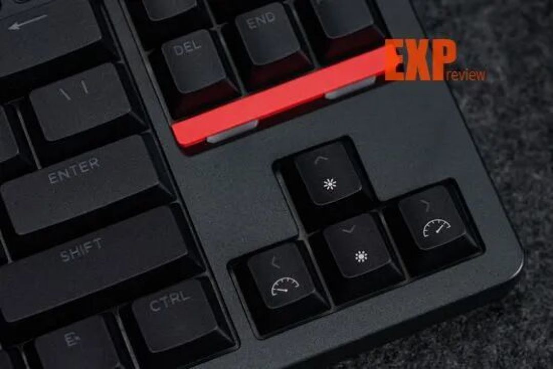 微星FORGE GK300 W机械键盘体验朴实低调的亲民游戏外设
