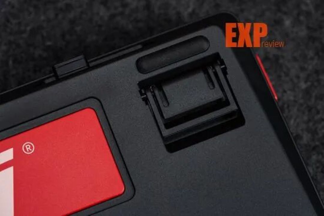 微星FORGE GK300 W机械键盘体验朴实低调的亲民游戏外设