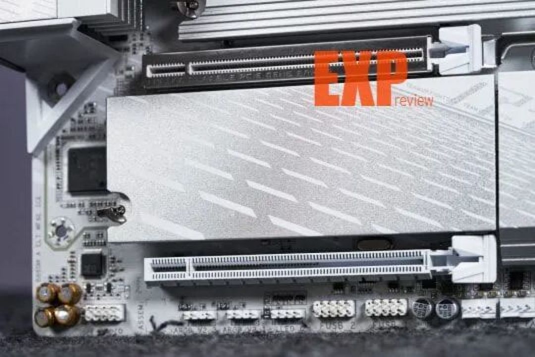技嘉冰雕B860M WIFI6E主板评测:酷睿Ultra处理器的千元级全能拍档
