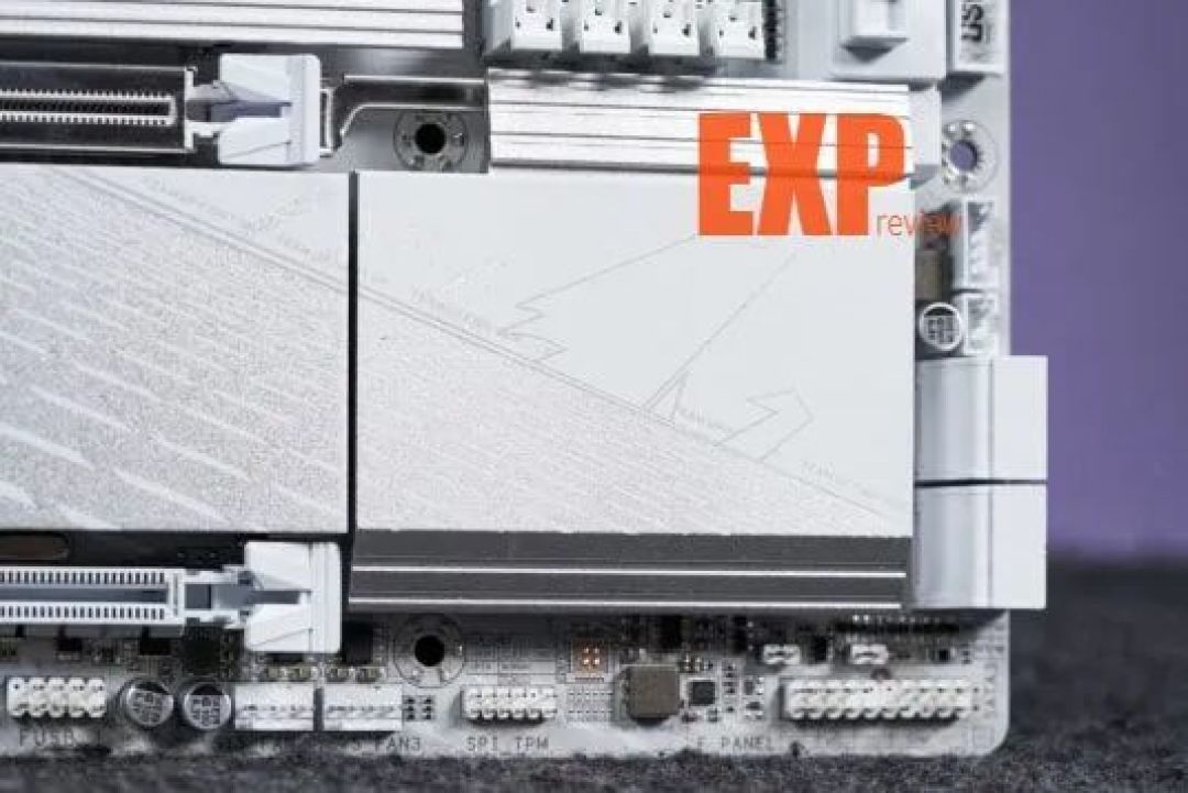 技嘉冰雕B860M WIFI6E主板评测:酷睿Ultra处理器的千元级全能拍档
